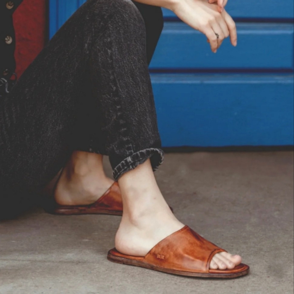 BED STU KATE SANDALS